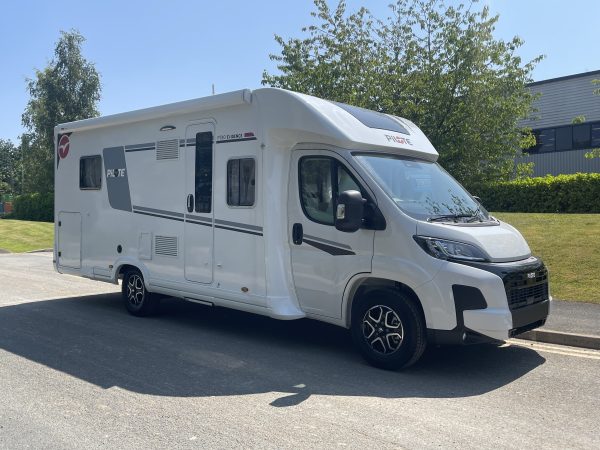 Pilote P740FC Evidence (451) Drop Bed