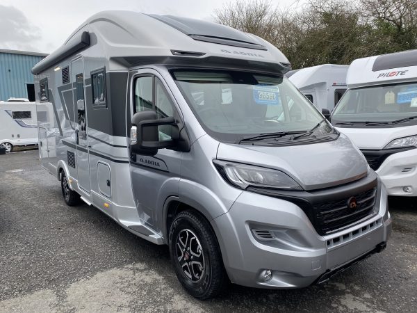 Adria Matrix 670 DC (879)