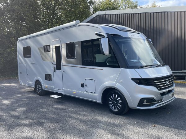 Adria Supersonic 780 DC (159)(122)