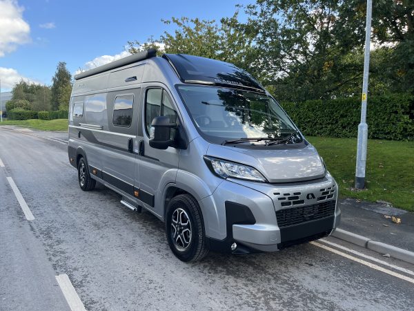 2027 Adria Twin Select 640 SGX
