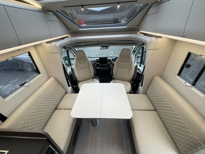 Adria Coral Supreme 670 DL (055) Facilities