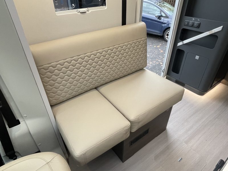 Swift Bolero passenger seats