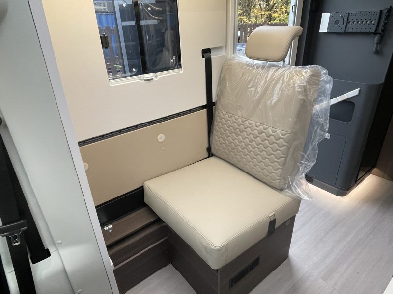 Swift Bolero passenger seats