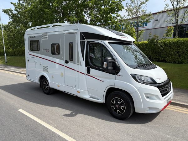 Dethleffs Globebus T001
