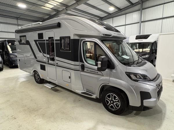 Adria Matrix 670 DC Supreme (205)