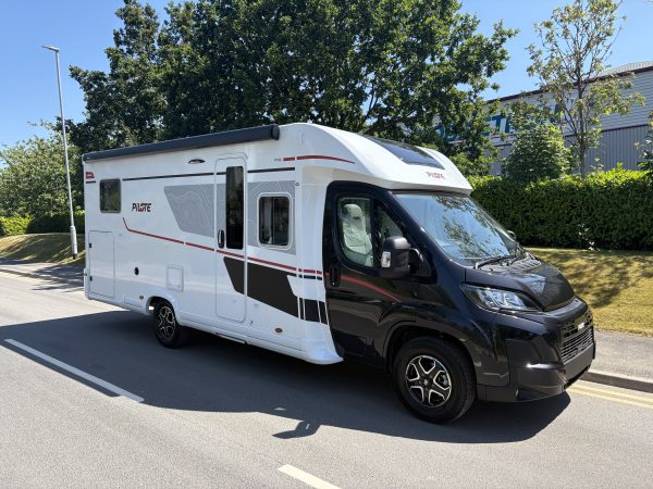 Pilote P740 FGJ Automatic Evidence 2026